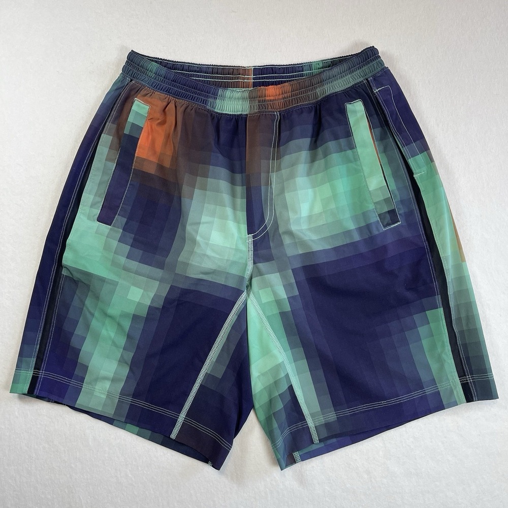 Lululemon Pace Breaker Shorts Mens M (28) Green Geometric Lined Performance